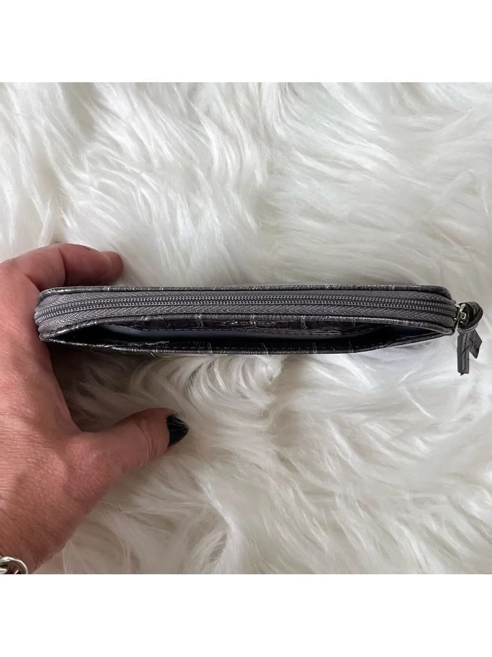 Buxton Leather Wallet Organizer Metallic Gray Snakeskin NWT